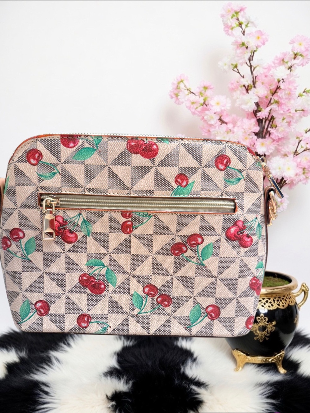 CHERRY LOVER GEOMETRIC PRINT CROSSBODY BAG NWOT - Picture 2 of 4